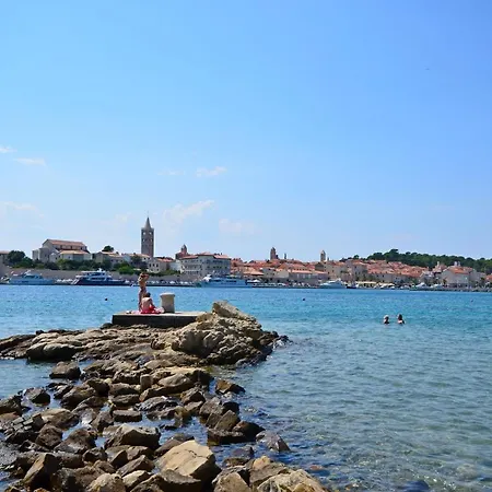 Mihaela 3* Rab Town