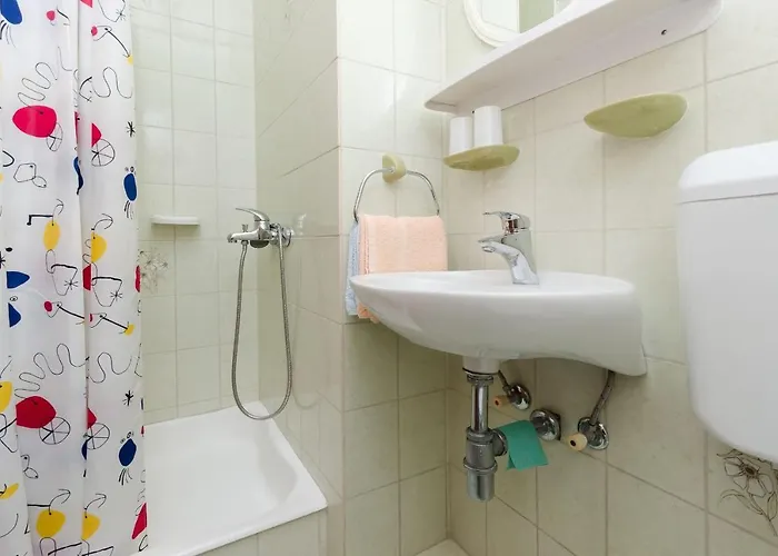 Pensionat Mihaela Rab Town