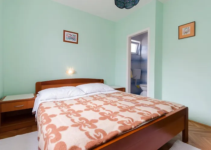 Mihaela Vendégház 3*