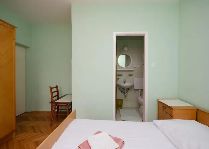 Mihaela ゲストハウス